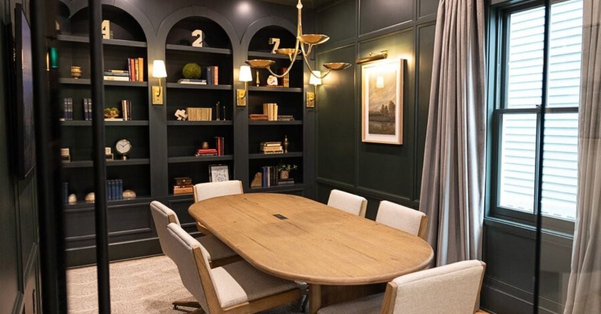 427 East Boulevard interior conference room