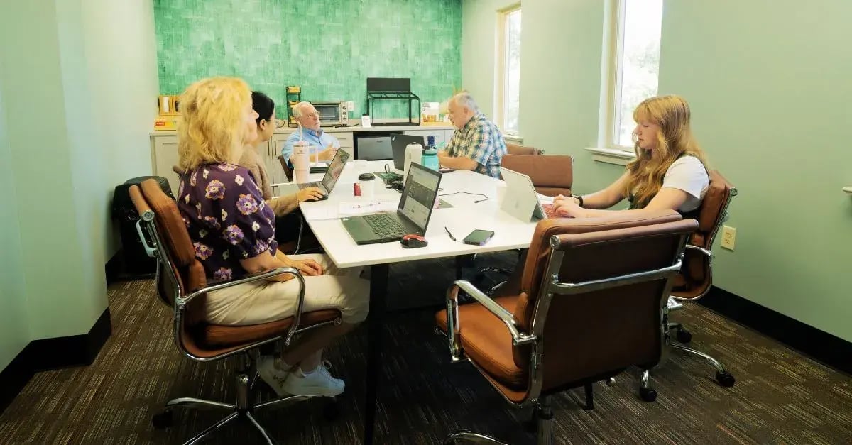 Verge Cowork meeting room